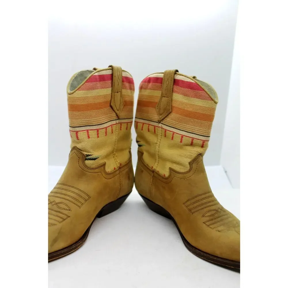 Seychelles Vintage Southwestern Blanket Print Short Boots sz 6.5M